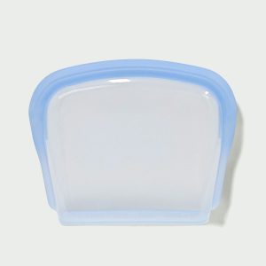 Tiny but mighty! 200ml slim silicone bags perfect for nuts , spices , or makeup. Lays flat like credit card, expands to hold 1 cup snacks!