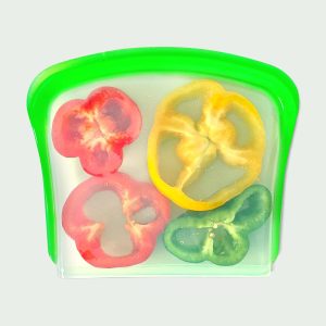 Planet-saving silicone bags 800ml! Holds juicy berries to steamy soups without spills. Survives freezer to microwave – now that’s snack magic!