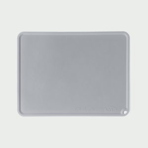 Safe, BPA-free Baby Silicone Mat designed for mess-free mealtime. Non-slip, easy to clean, and perfect for high chairs or tables.