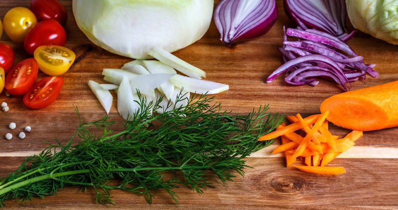 In today’s fast-paced world, convenience often comes at the expense of the environment. From packed lunches to meal prep, single-use plastics have become a silent culprit in our daily routines.