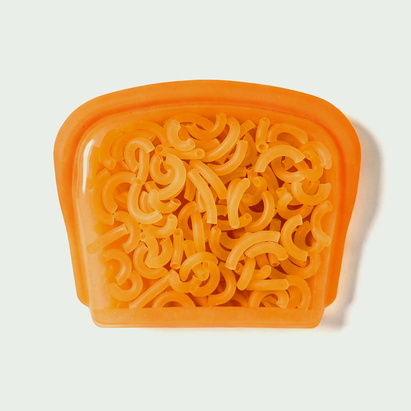 Tiny but mighty! 200ml slim silicone bags perfect for nuts , spices , or makeup. Lays flat like credit card, expands to hold 1 cup snacks!