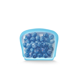 Tiny but mighty! 200ml slim silicone bags perfect for nuts , spices , or makeup. Lays flat like credit card, expands to hold 1 cup snacks!